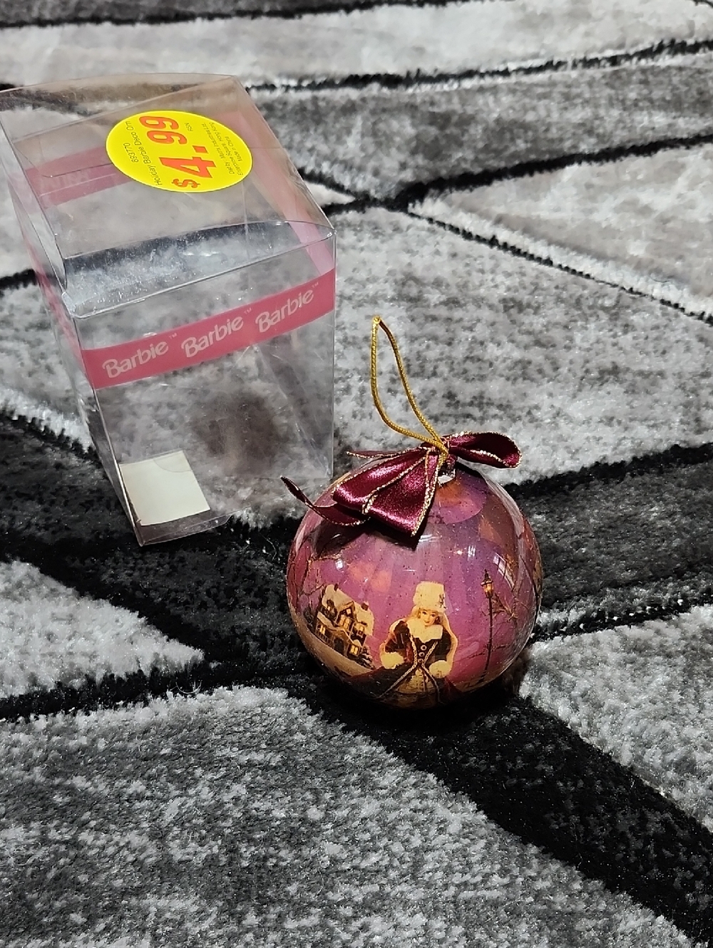 VINTAGE 1996 BARBIE HOLIDAY MAXTRIX DECOUPAGE BALL ORNAMENT WINTER SCENE